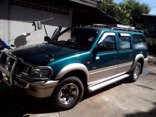 แลกหัวยาวครับ  เอามาทำเทลเลอร์ อิซูซุแกรนแอดแวนเจอ์  เดิมๆ ไม่เคยทำสี  วางเครื่องเจ ติดแก๊สมาจากศูนย์สามหมืนกว่าเข้าเล่มแล้วประหยัดทะเบียนสวยยกให้เลย  แอร์เย็น  เครื่องcd ราคา คุยกันได้  ถูกใจยกให้เลย  เหมาะมากกับครอบใหญ่  รีบตัดสินใจครับ หรือมีรถไถแลกก็เ