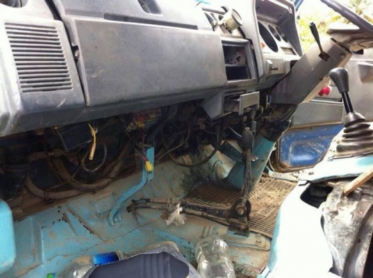 ฝากขาย^^^ 305000^^^ ไดน่าดั้ม 115แรง สองปัด ปี37