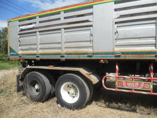 ขายด่วนลูกพ่วงยาว 7เมตร  12ล้อ 3เพลา ดั้มได้,สภาพดี,ราคากันเอง