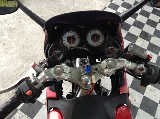 ขาย!!!ซีบีอา150cc สต๊าทมือ ปี46 รถเครื่องดีคับ มีเล่มทะเบียนครบ ภาษีไม่หมด