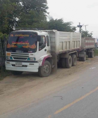 ขายรถ 18 ล้อพ่วงแม่-ลูกดัมพ์ ISUZU DECA 270 แรงม้าปี 2547 ตัวแม่กระบะkcโคราช ลูกพ่วงดัมพ์ 2 คานแท้กระบะอะลูมิเนียมอู่ซุ่นชัย ราคา 2080000