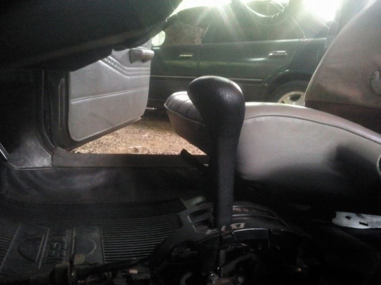 ขาย Nissan FF เครื่องช่วงล่างแน่นๆ แอร์เย็น 31000 บาท ทะเบียนต่อ 5 มค 57