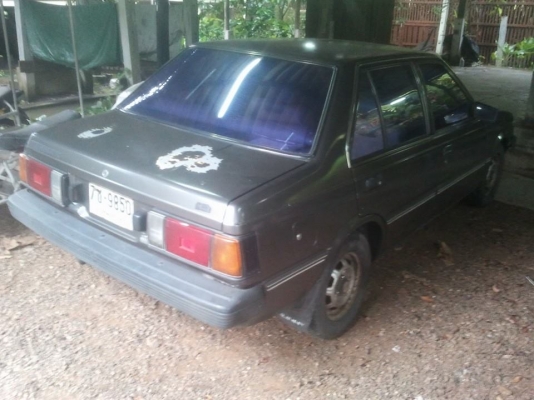 ขาย Nissan FF เครื่องช่วงล่างแน่นๆ แอร์เย็น 31000 บาท ทะเบียนต่อ 5 มค 57