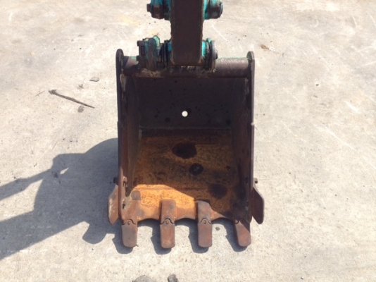 รถขุด แบคโฮล KOMATSU PC35R-8 มีหัวเก๋ง นำเข้า มือสองจากญี่ปุ่นแท้ๆ