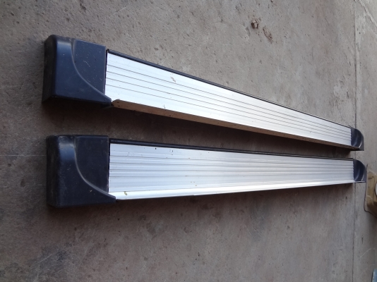 บรรไดข้างโล สวยๆ