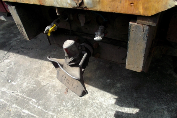 ขายด่วนรถสิบล้อUDCW41Mไมดรั้มนํ้ามันรวมแกสเครือง230แรง ขายด่วนรถสิบล้อUDCW41Mไมดรั้มนํ้ามันรวมแกสเครือง230แรง