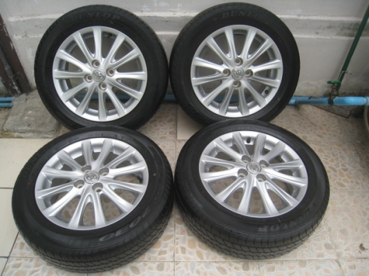 ขายล้อแม็กมือสอง Toyota vios 12 ก้าน 15"x5.5" et45 4รู100+ยางผลิตสัปดาห์ที่52 ปี10 สนใจติดต่อเล็กคลองสามครับ (081-3747940)