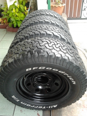 กะทะลายRock 1ชุด + BF All 265/70/16