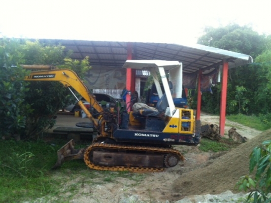 ขายรถแบ็คโฮ  KOMATSU PC 30-5  โซเปลียนมาใหม่ เครื่องเดิม ปั้มดีแรง