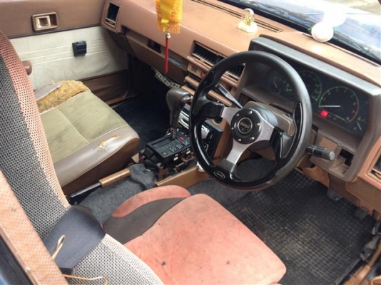 ขายToyota หน้าแหลม วางเครื่อง 1JZ + เกียร์ Auto + แก๊ส LPG