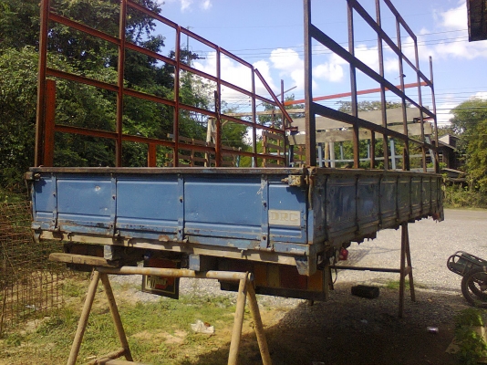 ขายกะบะคาร์โก้ NPR115 ยาว4.30 ม.สภาพยกขึ้นใช้งานใด้เลย ราคา 18000 ครับ