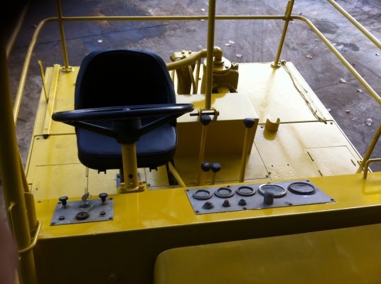 ขายด่วนรถบดล้อยาง9ล้อSAKAI TS150 พร้อมใช้