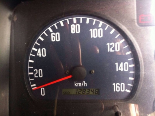 รถอีซูซุ 6 ล้อ ตู้แห้ง 150 แรงม้า ปี 49 ( รถวิ่ง 12x,xxx กม. ) สนใจติดต่อ 081 - 6079515 รถอีซูซุ 6 ล้อ ตู้แห้ง 150 แรงม้า ปี 49 ( รถวิ่ง 12x,xxx กม. ) สนใจติดต่อ 081 - 6079515