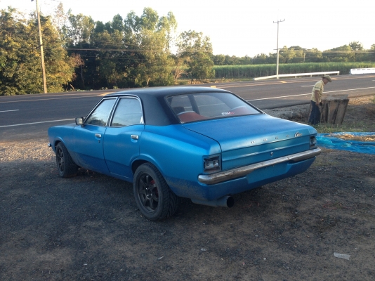 ขายฟอร์ด คอร์ติน่า ไม่มีเครื่องครับ ขายขาดทุนสภาพตามรูปครับแต่ยกเครื่องออกแล้ว ขายที่30000บาทเอกสารครบครับ ขายฟอร์ด คอร์ติน่า ไม่มีเครื่องครับ ขายขาดทุนสภาพตามรูปครับแต่ยกเครื่องออกแล้ว ขายที่30000บาทเอกสารครบครับ