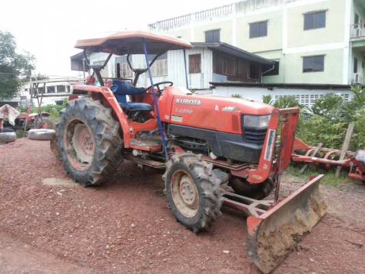 ปัญญาแทรคเตอร์มาแล้ว...จัดมาให้ครับ รีบโดยด่วน.คูโบต้า L4508 พร้อมใบมีดตราช้าง  ผาน CMT 6x24 รถไร่ สภาพสวยแบบเดิมๆเล่มพร้อมคับ