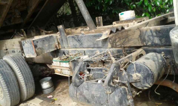 FN527M-TD4746สภาพเดิมๆสีเดิม รถห้างแท้มือเดียวจากห้าง..(ตอนนี้รถเช็คสภาพ เปลี่ยนบูช สลัก พร้อมใช้งานเรียบร้อยแล้ว).