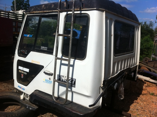 หัวเก๋ง 10 ล้อ MITSUBISHI FOSO ตามสภาพ ชนเล็กน้อย อุปกรณ์ครบ