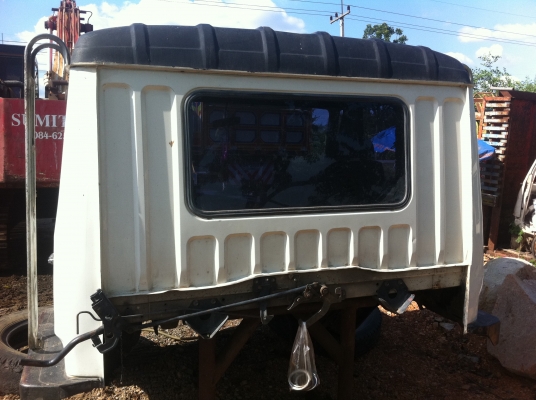 หัวเก๋ง 10 ล้อ MITSUBISHI FOSO ตามสภาพ ชนเล็กน้อย อุปกรณ์ครบ