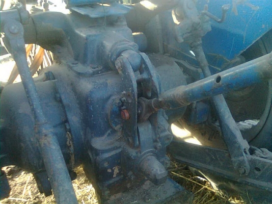 ขายฟอร์ด 6600ท้ายบะ รถบ้านพร้อมอุปกรณ์สวย2ชิ้น เล่มทะเบียน พร้อมใช้ได้เลย