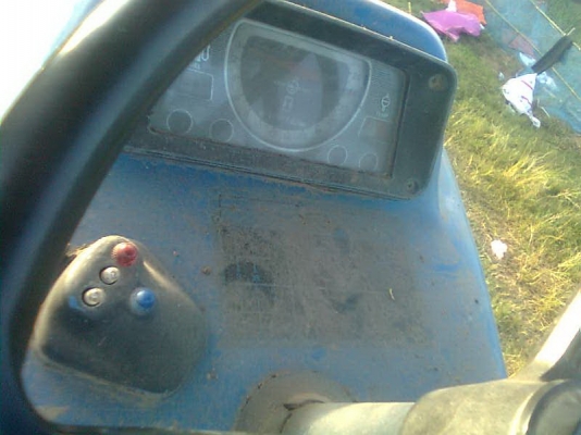 ขายฟอร์ด 6600ท้ายบะ รถบ้านพร้อมอุปกรณ์สวย2ชิ้น เล่มทะเบียน พร้อมใช้ได้เลย