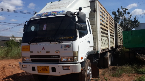 ขายด่วนสิบล้อสองเพลาไม่ดั้มแม่ลูกสภาพพร้อมสุดๆFN627MTF 260แรงปี53ราคาแบบนี้หายากรีบจองโทร0801515451