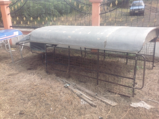 ขาย คอกหลังคารถ  แค็ป  หรือ รถช่วงสั้น ราคา 2500 บาท