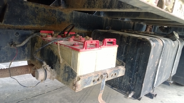 NISSAN UD CW41 2เพลาท้ายลาด วางเครื่อง220แรง...หัวนอก เล่มพร้อม