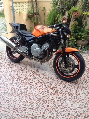 ขาย CBR250cc.4สูบแต่งทรงสตั้นทะเบียนแท้ พร้อมโอน