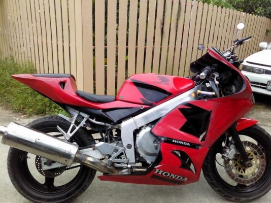 ขาย CBR250cc.4สูบแต่งทรงสตั้นทะเบียนแท้ พร้อมโอน