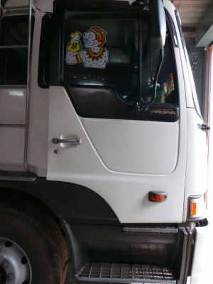 HINO FL187
