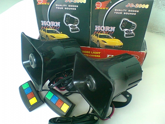 เสียงไซเรนเปลี่ยนได้ 4 เสียงดังมาก