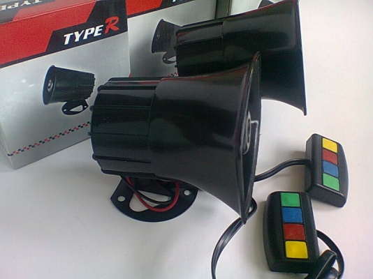 เสียงไซเรนเปลี่ยนได้ 4 เสียงดังมาก