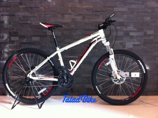 จักรยานเสือภูเขา Merida Matts 40D 27 speed ดิสก์น้ำมัน สีขาวแดง