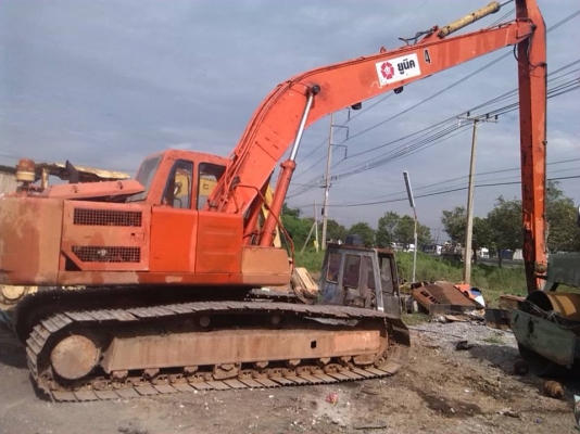 ขาย  Kobelco sk 200 mark 3 บูมยาว เอกสารเล่มทะเบียนครับ