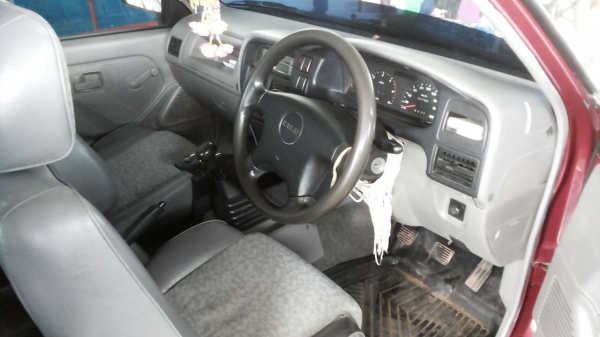 ***ขายแล้วครับขอบคุณ Truck2hand ขาย ดราก้อนอายแค็ปสวยๆเดิมบาง มือเดียวออกห้าง ISUZU SPACECAB2.5SX TURBO DRAGONEYE ปี43/00 เครื่องเดิมเกียร์เดิม หน้า-หลังเดิมบาง สีสวยภายในสวยแอร์เย็น พ.พาวเวอร์ ก.มือหมุน ช่วงล่างแน่นไม่มีช้ำ คัสซีสวยเดิม พื้นปูกระบะ สวยทั