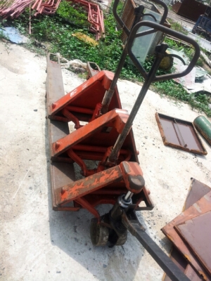 ขาย แฮนด์ลิฟต์ราคาถูก(ของ เข้า ใหม่)มีหลายตัว3500บาท