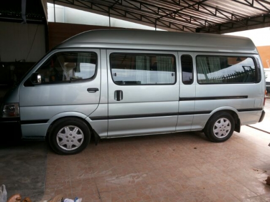 Toyota ตู้ หลังคาสูง สวยมาก เดิมทั้งคัน ใช้ส่วนตัว  ปี 2000