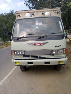 ขายถูกๆหกล้อฮีโน่ยาว5.5เมตรรถแท้ห้างๆเดิมๆwo4d117ตู้แห้งแสตนเลส3บาน