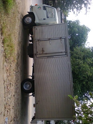 ขายถูกๆหกล้อฮีโน่ยาว5.5เมตรรถแท้ห้างๆเดิมๆwo4d117ตู้แห้งแสตนเลส3บาน