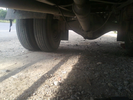 ขายถูกๆหกล้อฮีโน่ยาว5.5เมตรรถแท้ห้างๆเดิมๆwo4d117ตู้แห้งแสตนเลส3บาน