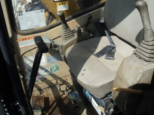 ขายด่วนราคาถูก..รถแบคโฮ CAT 308 B รถสวยแท้ เก่านอก พร้อมใช้งานใช้งานได้ดี มีใบอินวอยล์ จัดไฟแน๊นซ์ได้ สบาย ๆ ราคาต่อรองได้ครับ.