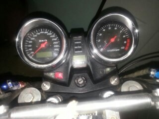 ขาย CB 1300 ปี 99 สเปค USA ไมล์ 320 กล่องไม่ตัดรอบ ท่อไทเทเนียม MORIWAKI 128000