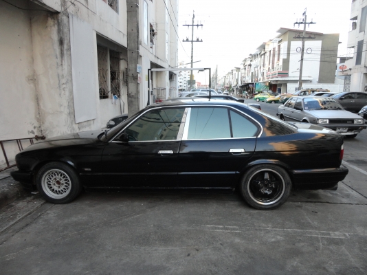 ขายBMW 525  เครื่อง 1JZ ออโต้ ติดแก๊สLPG