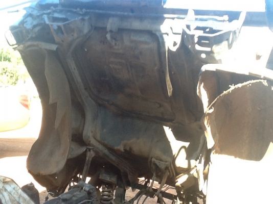 ขายครับหัวNKR สำหลับนักปัน พื้นไมผุ อุปกรณ์ ขาดฝานำ้มันเบรค แผงฟิวซ์ ชุดขาต้ังหัว+ชุดยกหัวครบ ขายที่23500