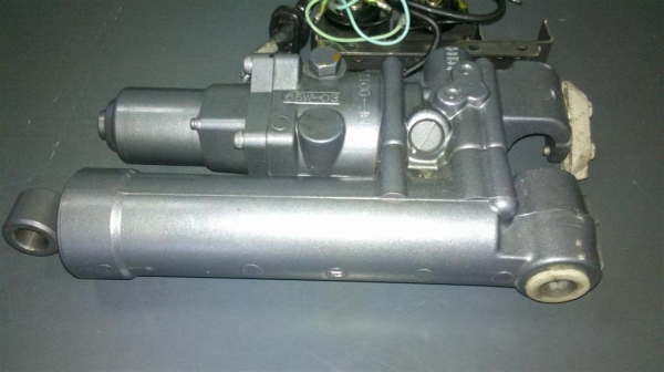 Power Trim ไฟฟ้า ครบชุด สภาพใหม่มากกกก 25000 บาท