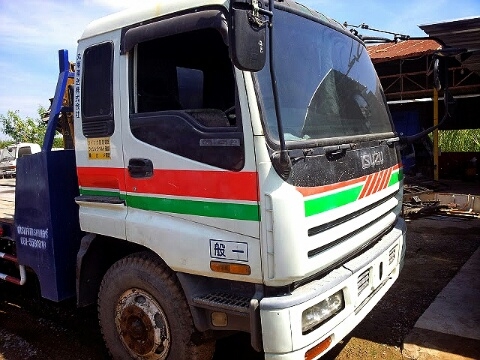 ขาย 10 ล้อ 2 เพลา ISUZU หัว "GIGA" กะบะท้ายลาด ขาย 10 ล้อ 2 เพลา ISUZU หัว "GIGA" กะบะท้ายลาด