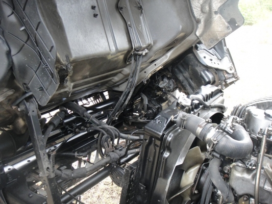 รับมัดจำแล้วครับ ขาย ISUZU NPR 120 แรง รถห้างแท้ ยาว 5 เมตร จดปี 40