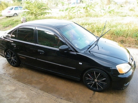 Civic dimention ตาเหยี่ยว ปี 03 ลดราคา 290,000 บาทครับ Civic dimention ตาเหยี่ยว ปี 03 ลดราคา 290,000 บาทครับ