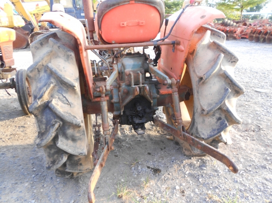 มีรถไถมือสองราคาถูกมานำเสนอ KUBOTA L240