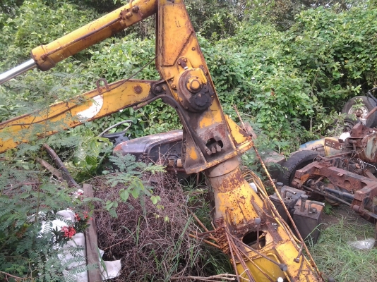 ขายเครน ประมาณ3 ตัน ราคา 20,000 บาท